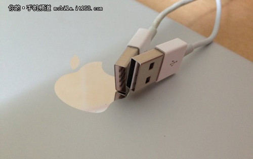 USB接口双面插